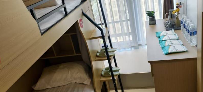 千帆青年旅舍(上岸地铁站店)图片