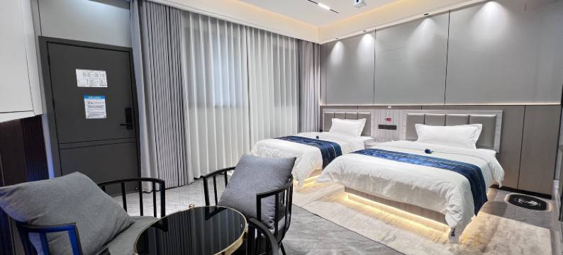 等风影院民宿(雅安高铁站店)图片