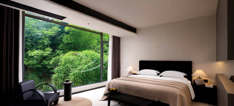 凤凰边城山野度假民宿(凤凰古城南华山森林公园店)图片