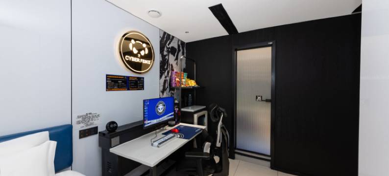 赛博·非可电竞酒店(红谷滩绿地双子塔店)图片