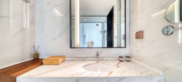 寓约电竞酒店(武汉白沙洲烽火村地铁站店)图片