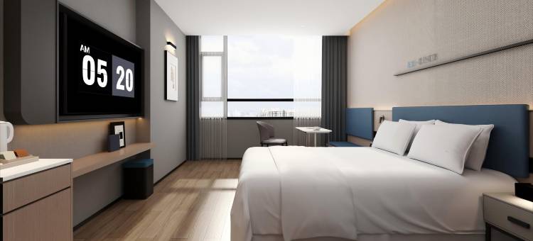 晶宫国际酒店(信阳高铁东站大信广场店)图片