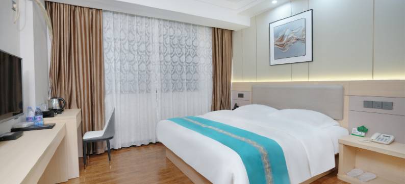 钰龙智选酒店(贺州缤纷环球城店)图片