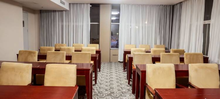 亚悦酒店(潍坊火车站店)图片