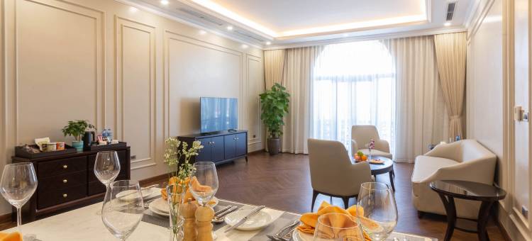 阿达莫酒店兴安(Adamo Hotel Hung Yen - Free Daily Access To The Jimjilbang)图片