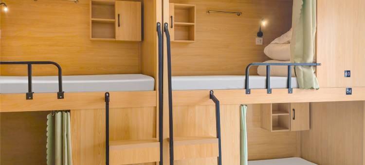 美誉青年民宿(高新万科广场店)图片