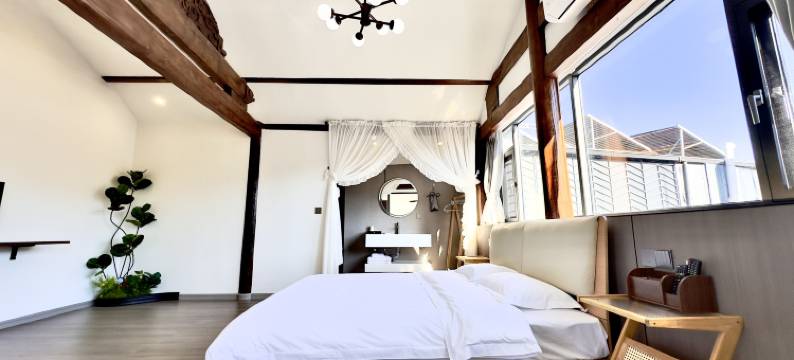 北爱沈冰府民宿(和顺古镇店)图片