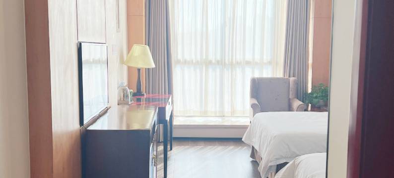 武汉鸿坤酒店(汉阳永安堂地铁站店)图片