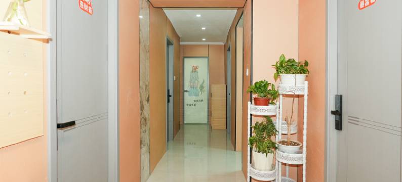 三只猫青年旅社(阿克苏金兰广场店)图片