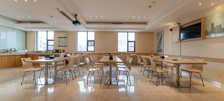 光刃电竞酒店(黄石大道店)图片