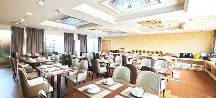 维也纳酒店(上海静安大融城高平路店)图片