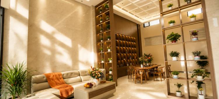 云栖智慧酒店(阿庐古洞店)图片