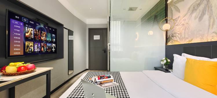 西湖春天精品酒店(宜宾莱茵春天店)图片