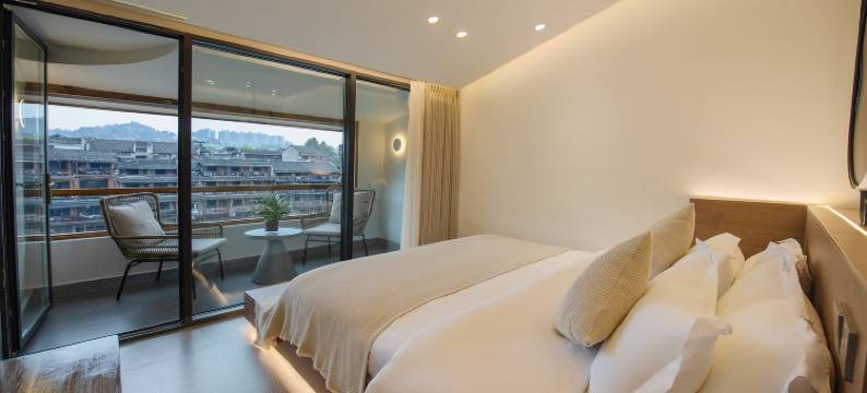 壹号·半居江景民宿图片