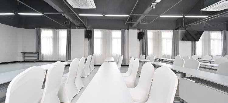 格林豪泰酒店(临泉魔幻之都店)图片