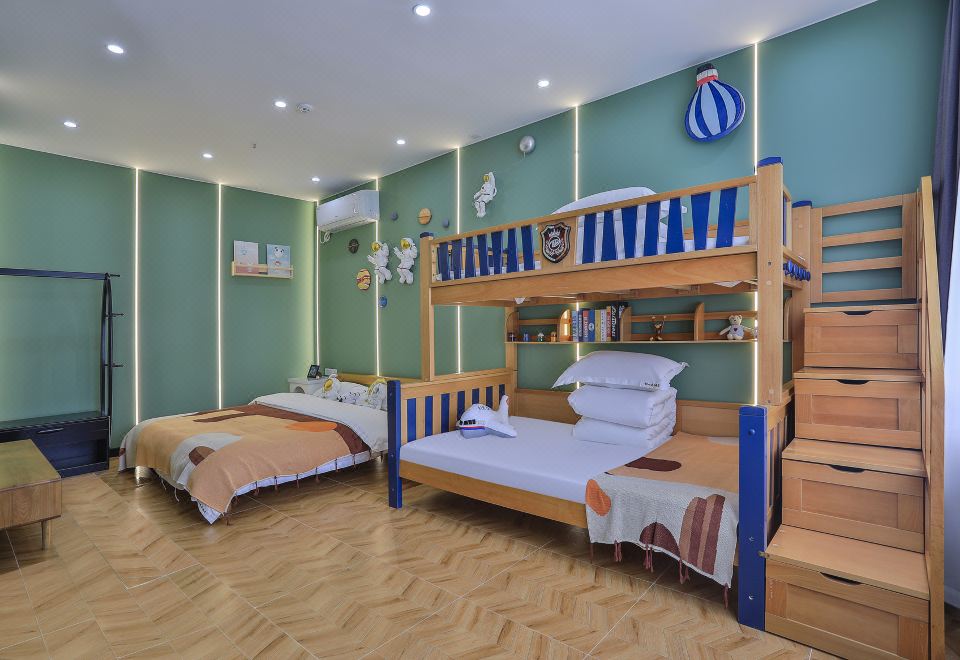 Chuxin Moshe Hotel (Shanghai International Tourism Resort) Hotel Overview