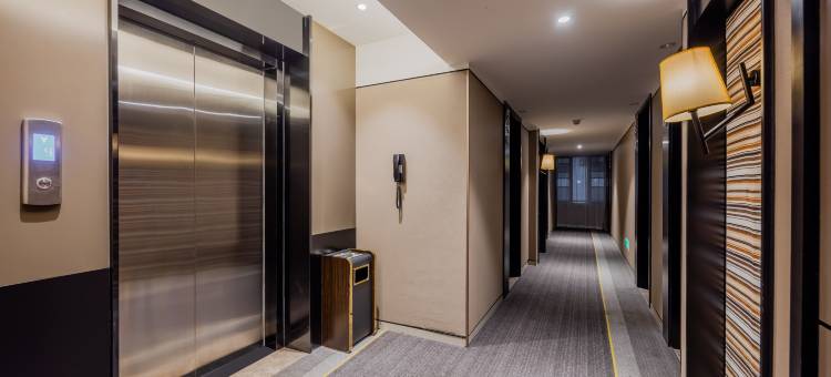 如家精选酒店(南京新街口地铁站德基广场店)图片