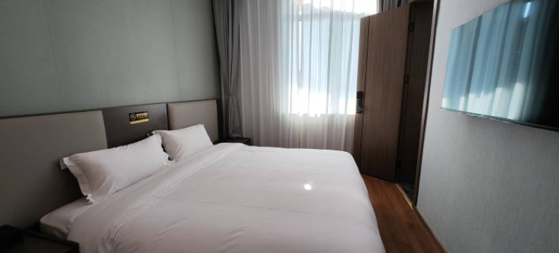 乐酷假日快捷酒店(北京王四营店)图片