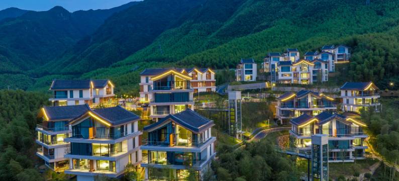 安吉云上草原度假村半山隐竹酒店图片