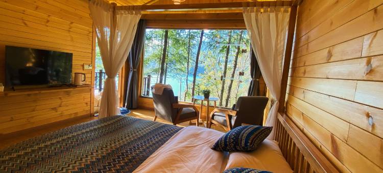 格尔达·云宿(硗碛乡店)图片