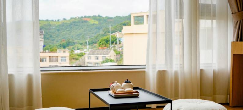 渔寮潮舍民宿(渔寮景区店)图片