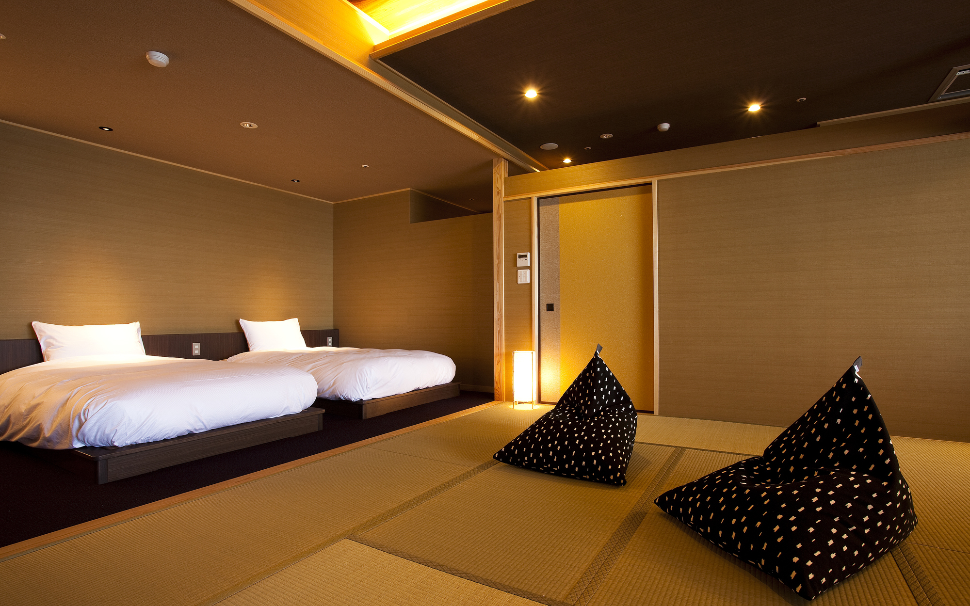 Hotel New AwajiOver view