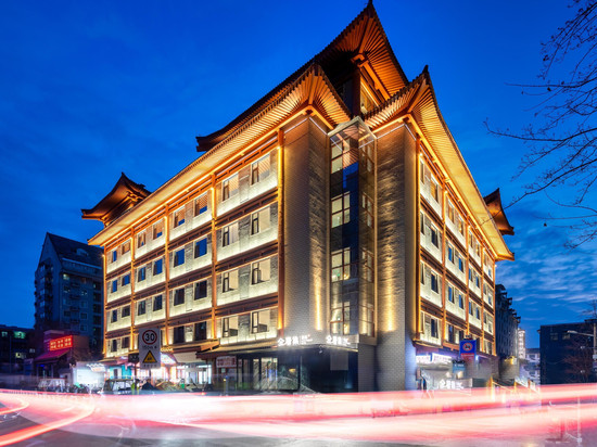 全唐集酒店(西安回民街钟楼地铁站店)