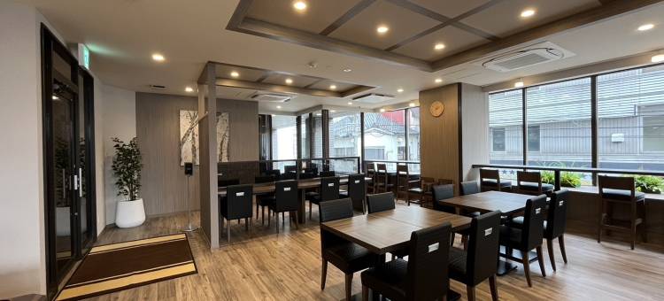 露樱酒店富山站前店(Hotel Route-Inn Toyama Ekimae)图片