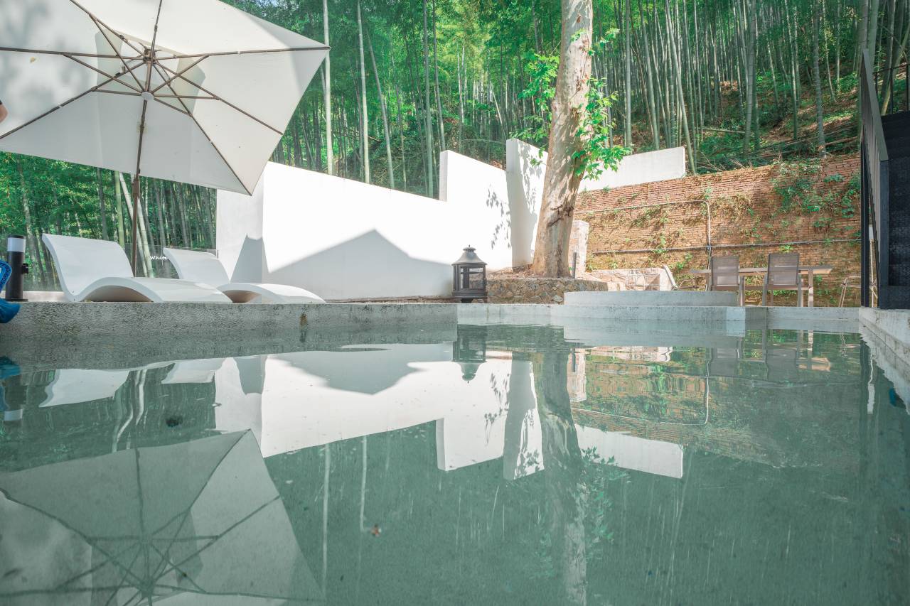 WHITE VILLA·山顶238号民宿(莫干山风景区店)图片