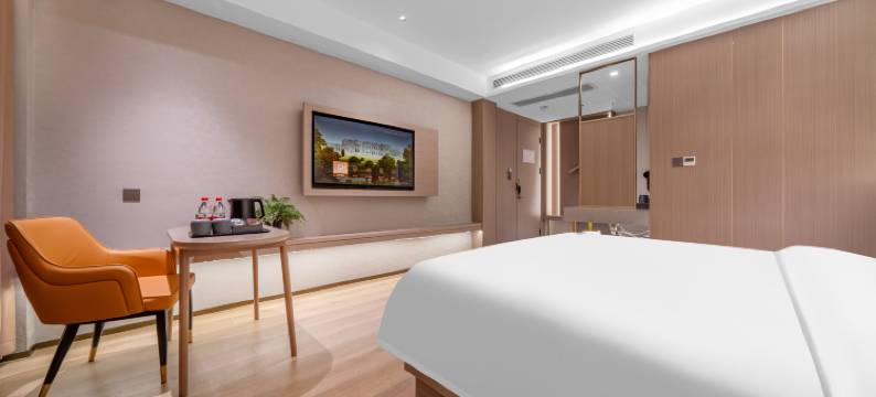 百禄东苑酒店(襄阳东站东津民发世纪广场店)图片