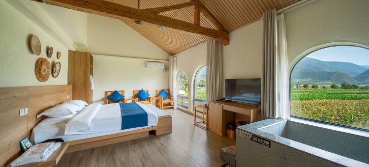 啊撒来田野温泉酒店图片