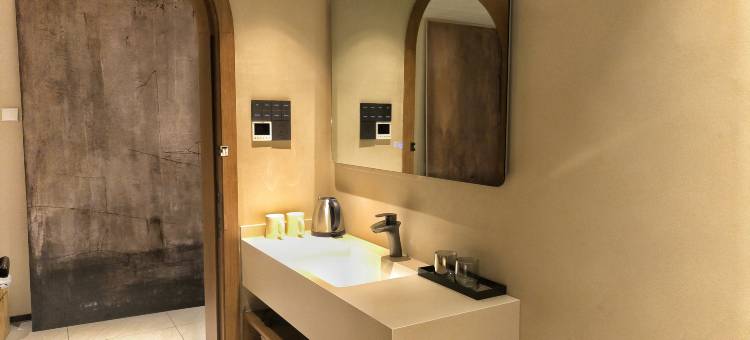 秋寓·设计师智能美宿(汕头珠江路美食街高铁站店)图片