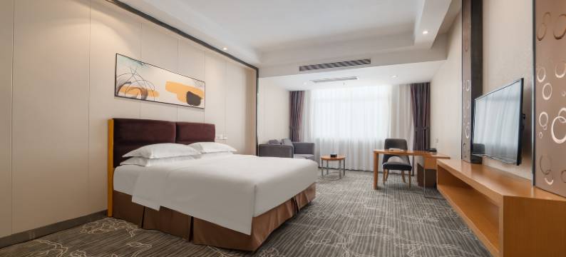 铂纳斯国际酒店(深圳大鹏新区葵涌店)图片