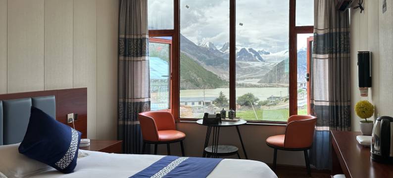 来古冰川圣洁观景民宿图片