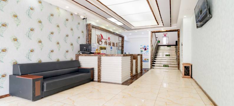 佰时快捷酒店(重庆路人民广场地铁站店)图片