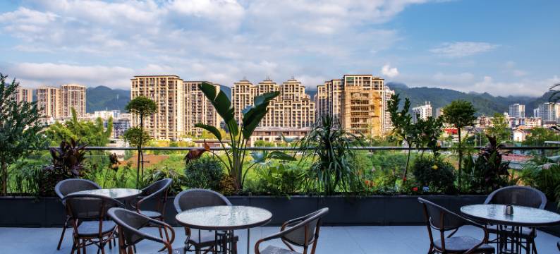 江畔壹号 Starry 180°超一线江景·轻奢度假民宿 (荔波古镇店)图片