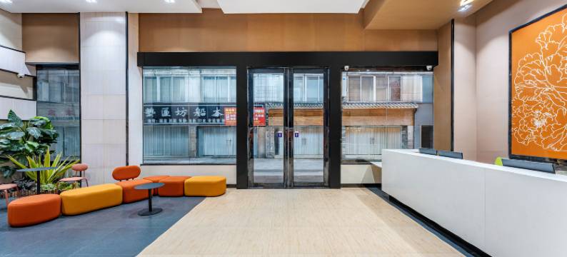 云郦酒店(佛山乐从罗浮宫家具城店)图片