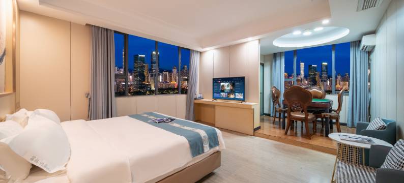 深圳富林时尚影院酒店(坪山燕子湖会展中心店)图片