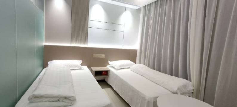 霞光酒店(商丘南站店)图片