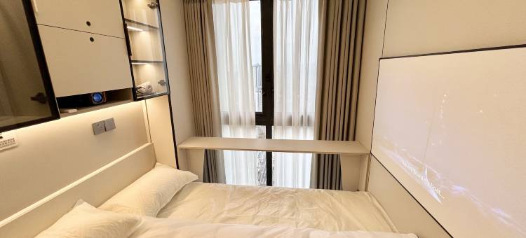 熊兔妙妙屋游戏观影民宿(观音桥九街店)图片