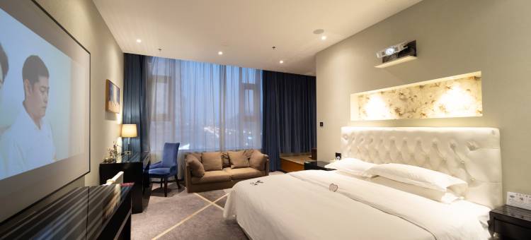 迷鹿酒店(乌鲁木齐高铁站店)图片