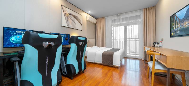 轻住·旅家美居酒店(武汉欢乐谷仁和路地铁站店)图片