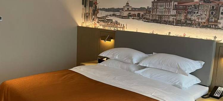 方城喜悦酒店图片