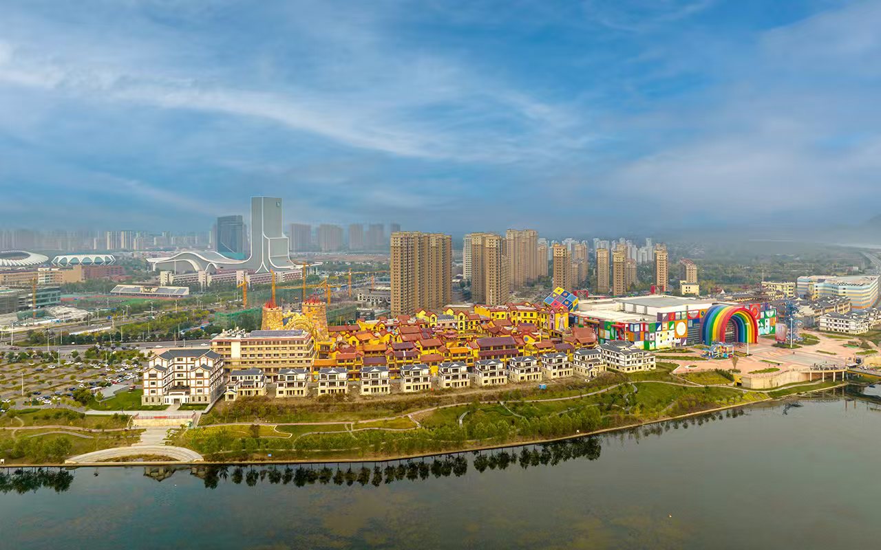 Maison New Century Over view