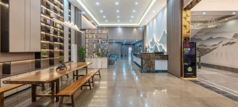 亚信电竞酒店(中山南头城轨站店)图片