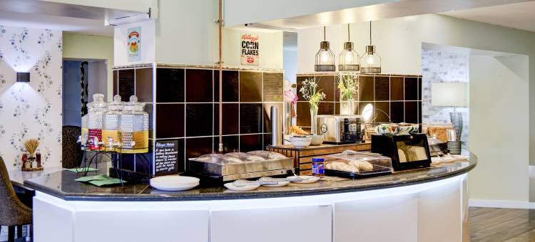 贝尔维拉华威郡公园酒店肯尼尔沃思(Warwickshire Park Hotel Kenilworth by Belvilla)图片