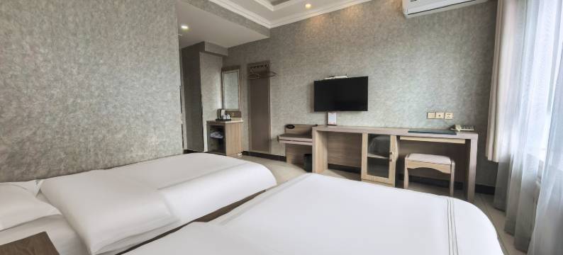 蓝山宾馆(赤峰高铁站店)图片