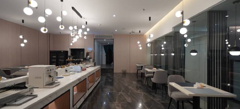 良景观澜酒店(景德镇人民广场御窑厂店)图片