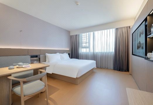 JI Hotel (Shanghai Caohejing)Hotel Overview