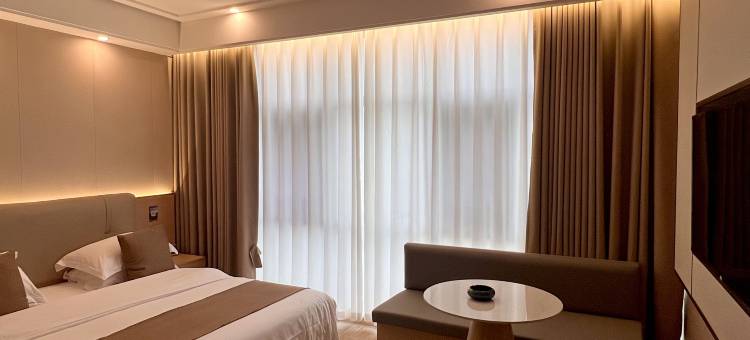 丽境酒店(盘州高铁站店)图片